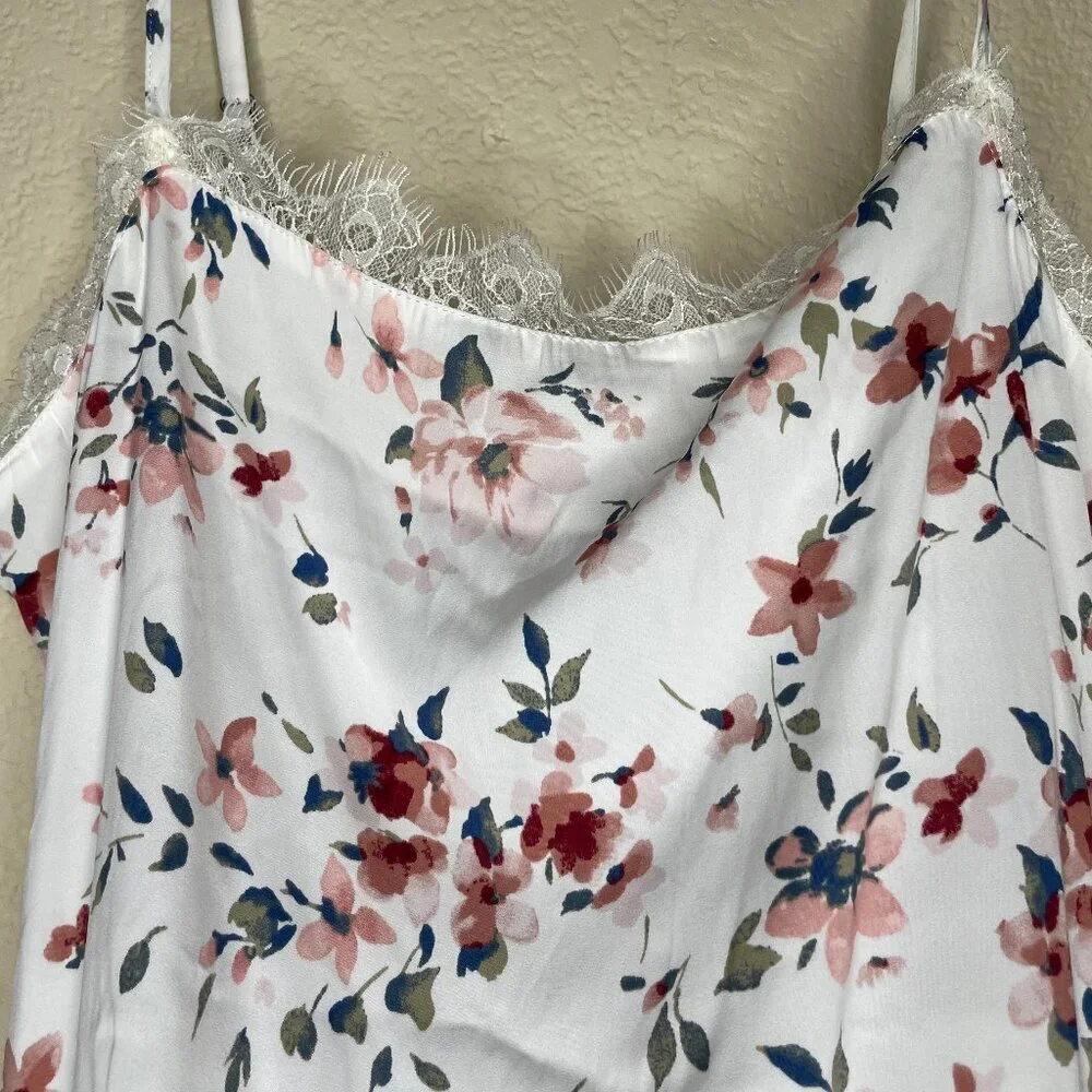 Hollister drape first